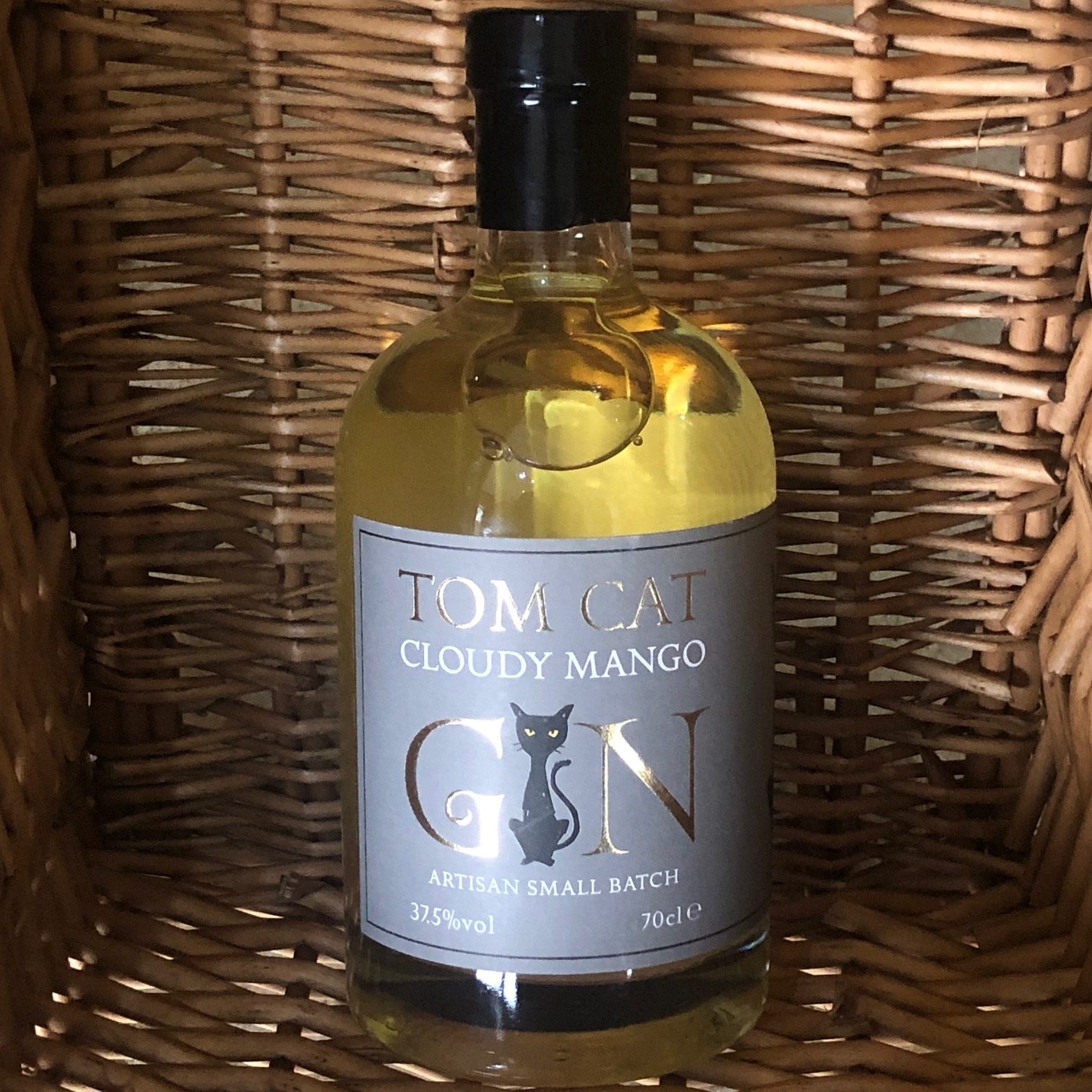 Cloudy Mango Gin 70cl Tom Cat Perryhill Orchards